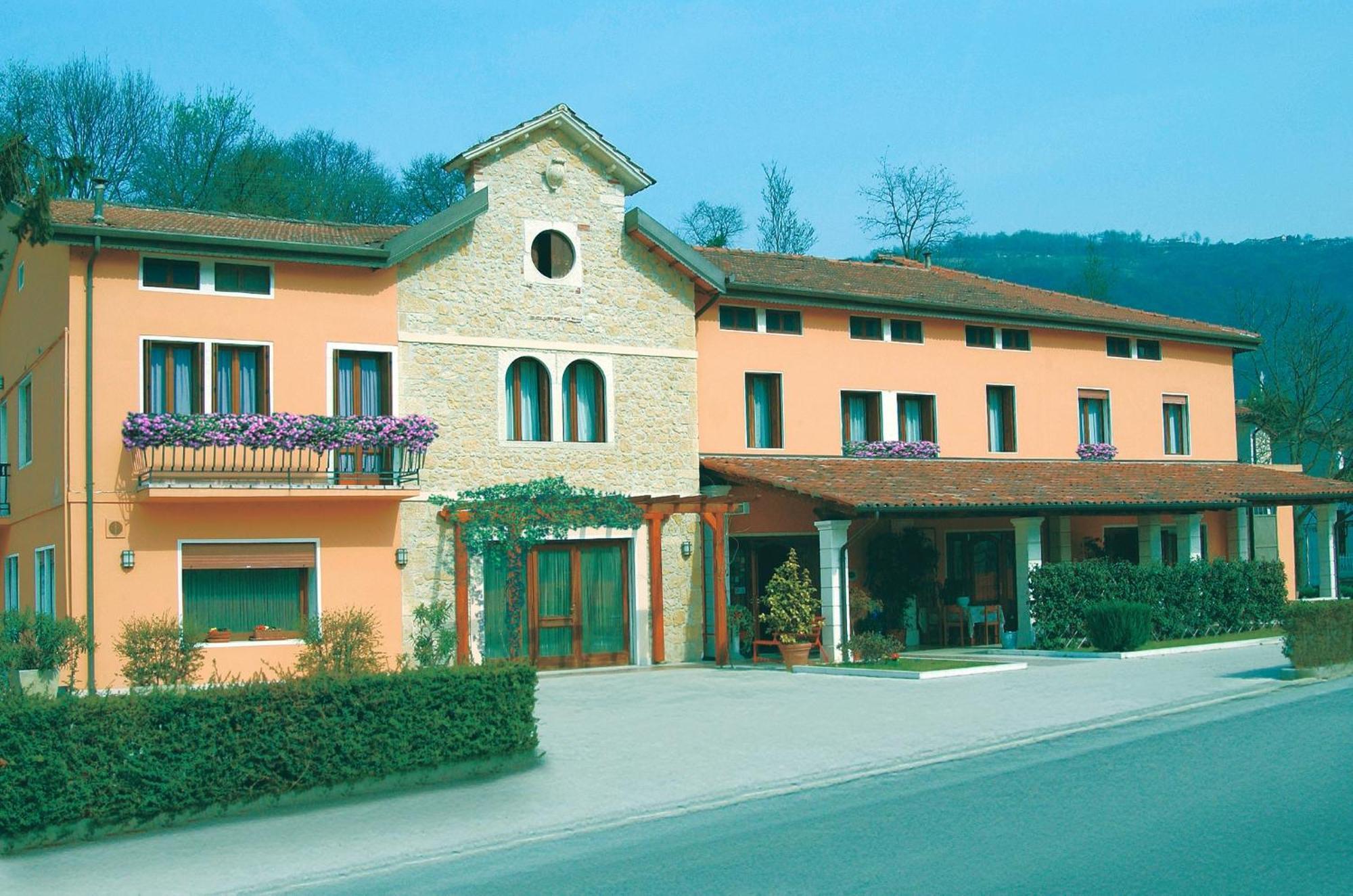 Albergo Isetta Grancona Exterior photo